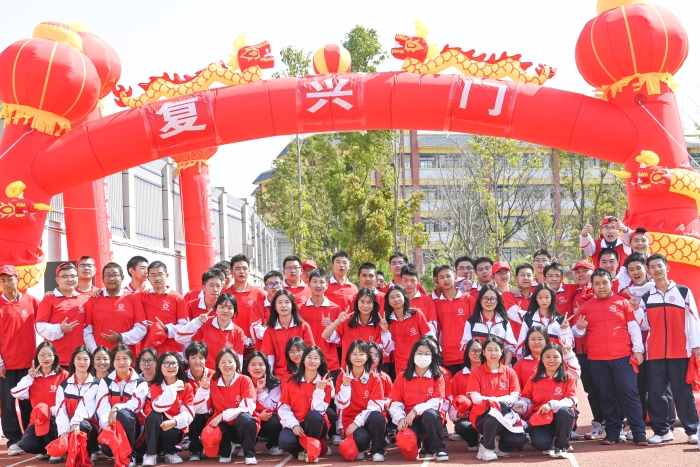 B8E5E94DCA654D83DDA686DB5BF73C6C B8E5E94DCA654D83DDA686DB5BF73C6C