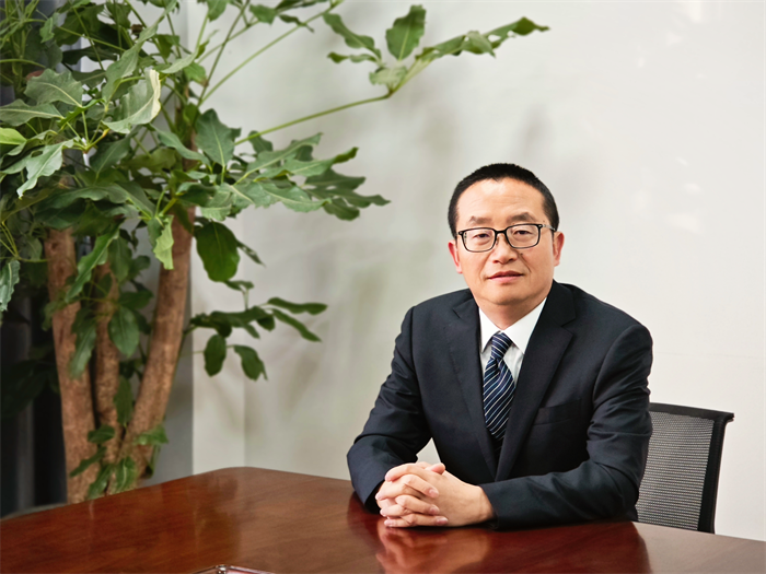 昆明市第十二中学教育集团校长 陈庆平_副本 昆明市第十二中学教育集团校长 陈庆平_副本