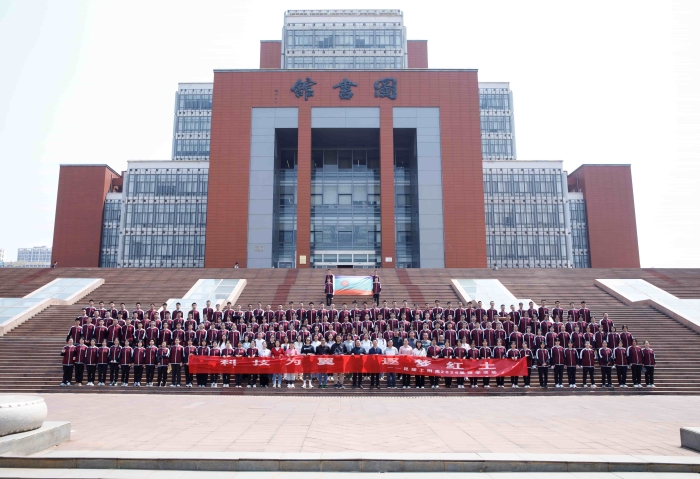 昆理工附高学子到昆明理工大学研学 昆理工附高学子到昆明理工大学研学