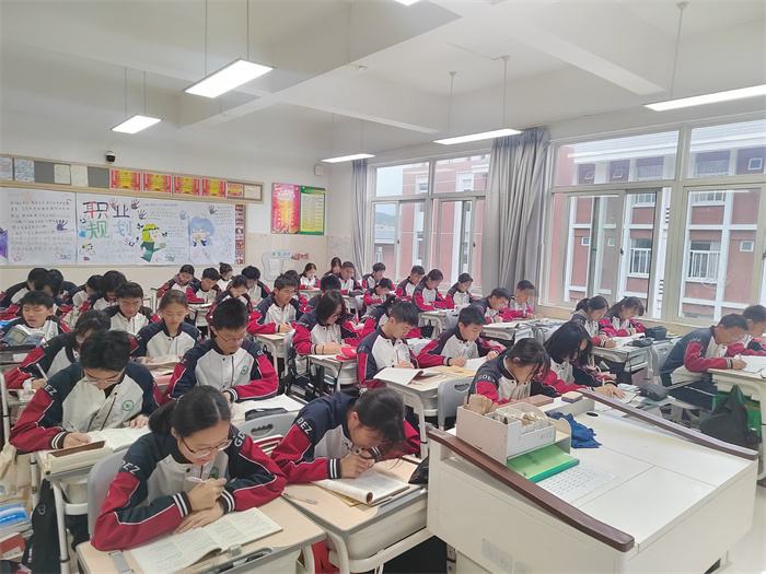 微信图片_20250528111619 微信图片_20250528111619