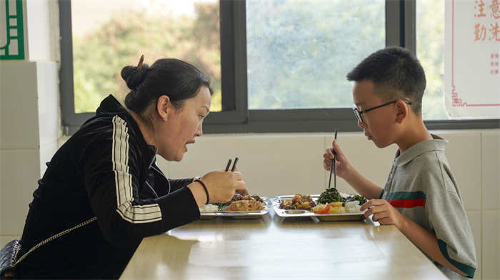 三级陪餐 (2) 三级陪餐 (2)