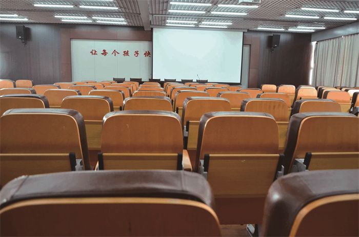 06内页-11 06内页-11