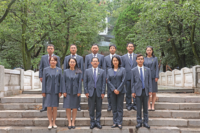 领导班子合影 领导班子合影