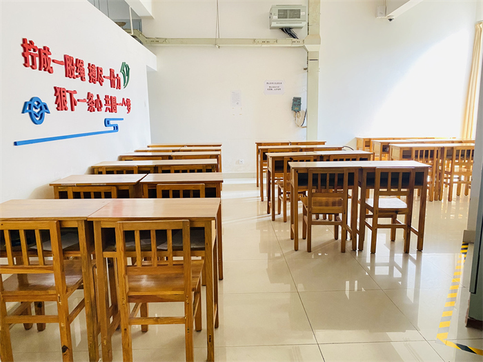 自习 (3) 自习 (3)