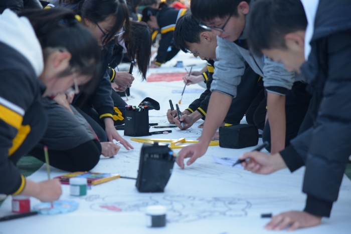 人文科技月——日新月异百米长卷 人文科技月——日新月异百米长卷