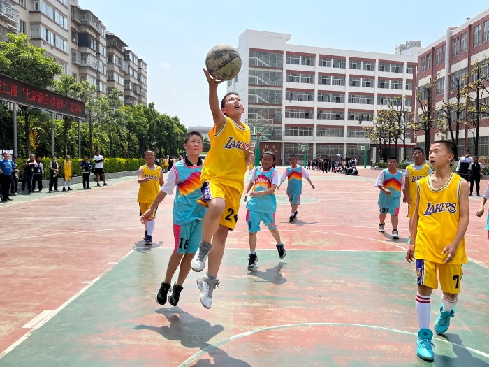 学生畅享运动快乐 学生畅享运动快乐