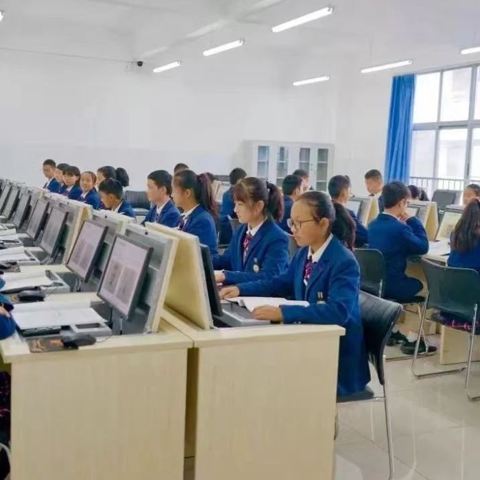 计算机教室 计算机教室