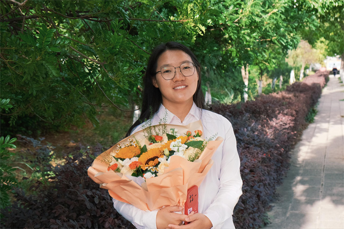 晋宁区教坛新秀、晋宁区优秀教师 吕红梅 晋宁区教坛新秀、晋宁区优秀教师 吕红梅