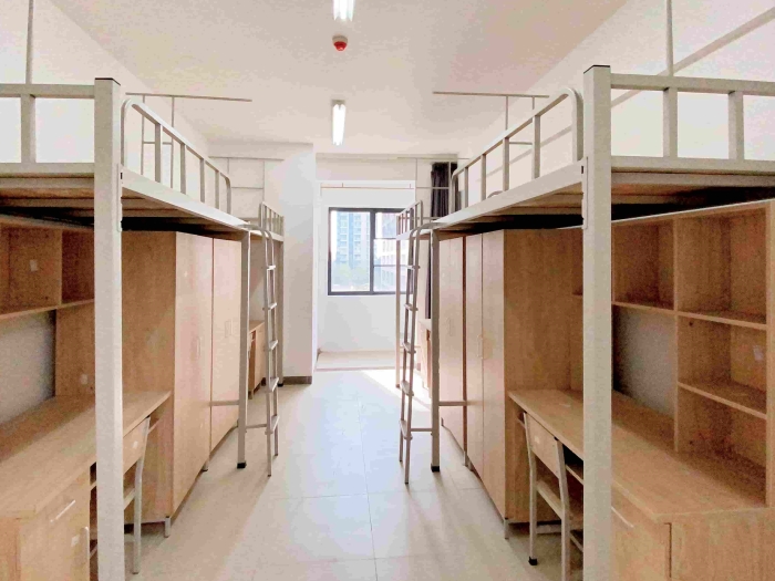 38、四人公寓-拉直 38、四人公寓-拉直