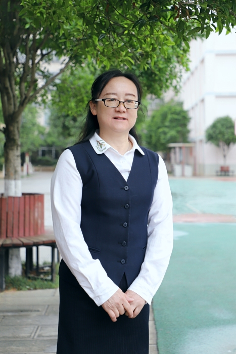 高中英语区级学科带头人:李琴莉 高中英语区级学科带头人:李琴莉