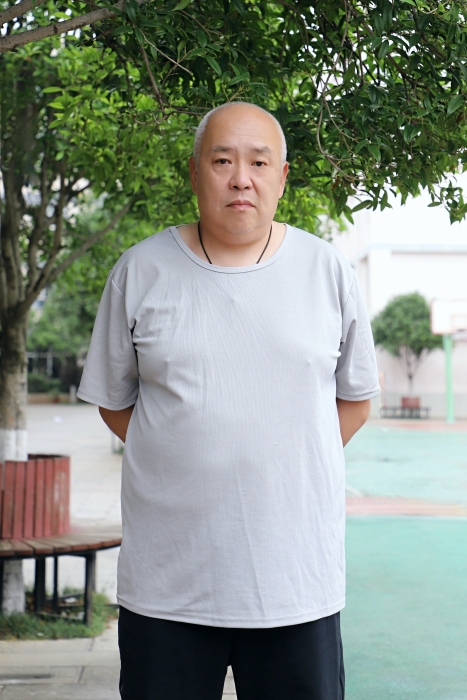 高中体育:谢全忠 高中体育:谢全忠