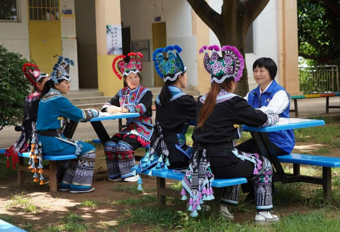 6.宣传面对面 群众心贴心——楚雄州开展社保政策面对面宣传