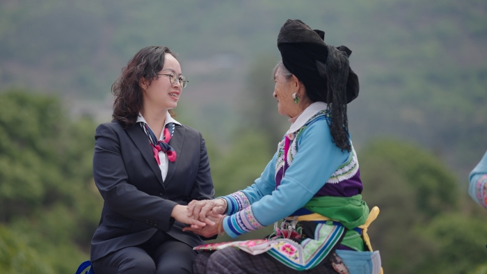 7.社保服务进万家 便民利民在身边——大理州社保中心到乡村开展社保政策宣传